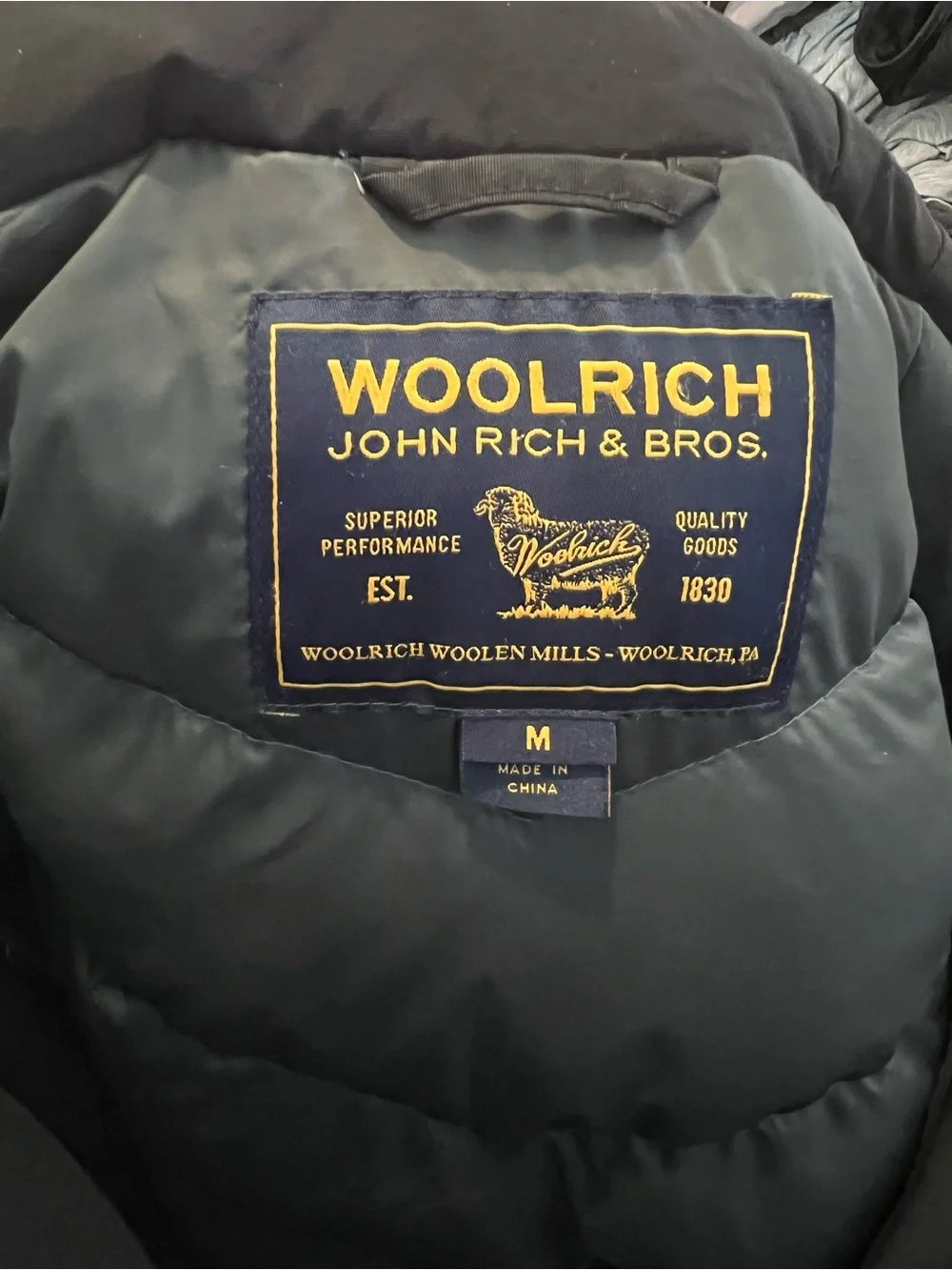 Woolrich Arctic Parka in Ramar Cloth with Duck Down Fill Jacket,medium